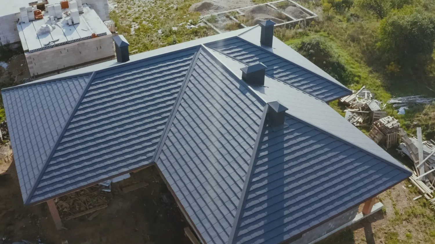 Metal roof installation by RB Roofing and Handy Service LLC in Gainesville GA